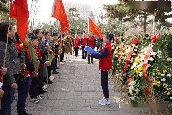 如果辞职了不马上给办离职怎么办要等到下个月才能办？游戏画面